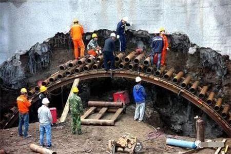 安徽隧道钢花管支护案例